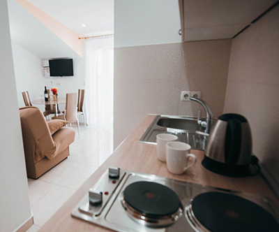 Krasne pocitnice v apartmajih Tamaris v Vodicah