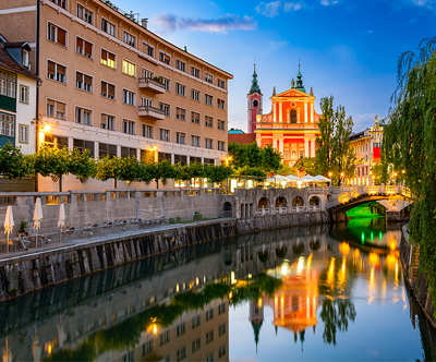 Ladja Barjanka: vožnja po Ljubljanici