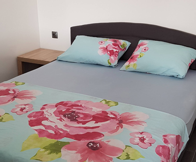 Apartmaji STAR 3*, Biograd na Moru: vila z bazenom