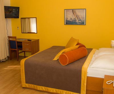 Hotel Villa Aurora 3*, Crikvenica: oddih s polpenzionom