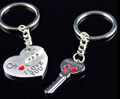Prikupen obesek I love you, sestavljen iz 2 delov