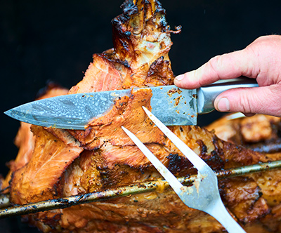 Pečenjara Balkan Grill: pečen odojek, kupon za hrano