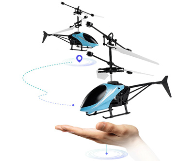 Mini helikopter Drony, ki sledi gestam rok