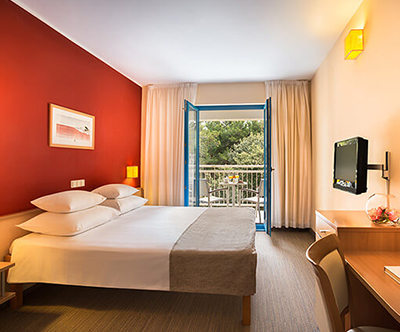 Valamar Koralj Sunny Hotel 3*, Krk: pomladni oddih