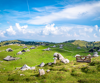 Luksuzne koce na Veliki planini: družinske pocitnice