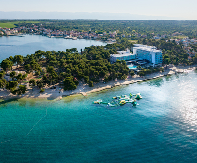 Hotel Pinija 4*, Petrčane: wellness oddih, prvi maj