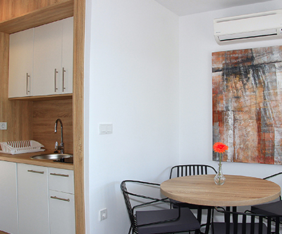 Jezera village, Murter: apartmaji blizu morja