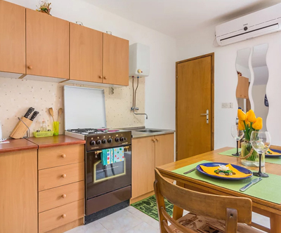 Apartmaji Marina 3*, Rovinj: 2x nočitev
