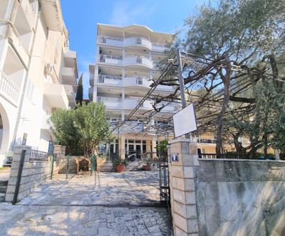 H. Mosaic Suites, Sv. Stefan: 1x nočitev