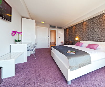 Hotel Life 4* v Rogoznici: oddih za dve osebi