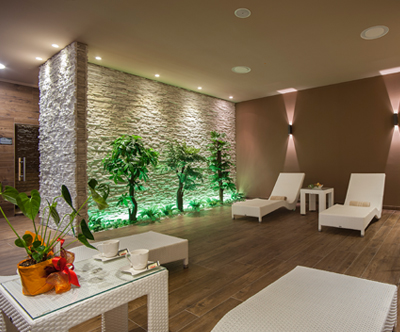 Hotel Life 4* v Rogoznici: oddih za dve osebi
