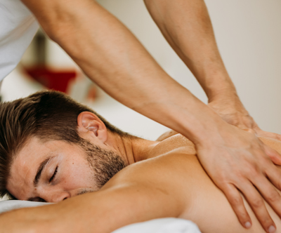 Salon Beauty Effect: masaža celega telesa s toplo obogo