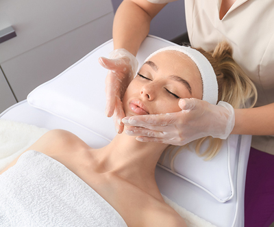 Salon Serenity:Globinska nega obraza z ultrazvokom