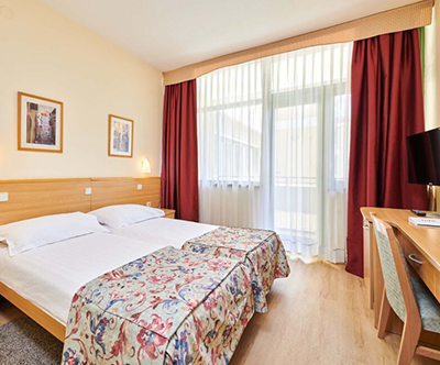 Hotel Aurora 4* Plava Laguna, Umag: prvomajski oddih