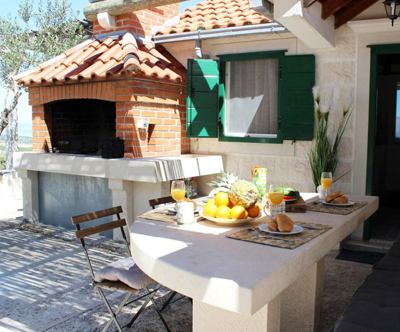 Robinson House Dubrova, Brač: 4x nočitev za 5 oseb