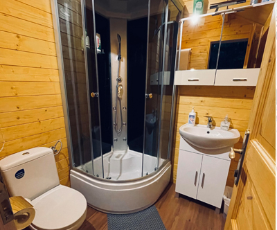 Kmetija Okršlan, Glamping hiška: družinski oddih