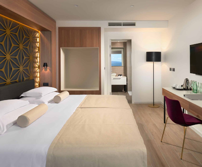 Hotel Amphora 4*, Split: 2x nočitev z zajtrkom