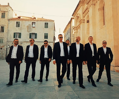 Grand hotel Donat 4*, dalmatinska večerja in koncert