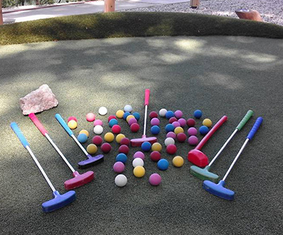 Igra adventure minigolfa na igrišcu Mini Golf Panorama