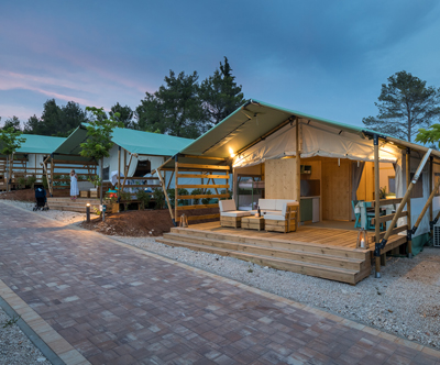Santa Marina Kamp 5*: premium glamping šotori
