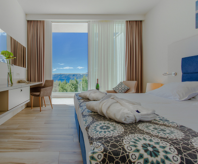Romana Beach Resort 4*, Makarska: luksuzni apartmaji