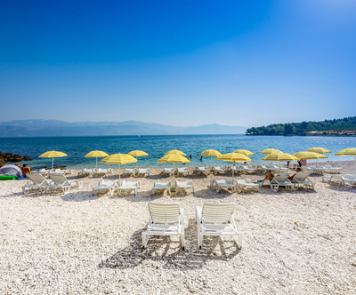 Botique kamp Bunja, Brač: mobilne hiške za 6 oseb