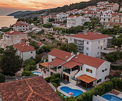 Luksuzne vile z bazenom 4*, Hvar: oddih za 8 oseb