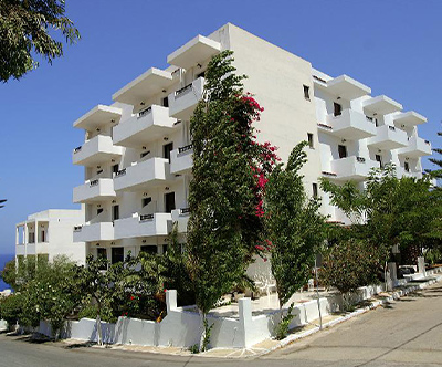Iolkos hotel 2*+ na otoku Karpatos v Grčiji
