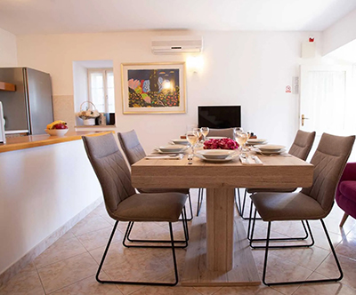 Villa Bonaca 3*, Sumartin, Brač: vila z bazenom