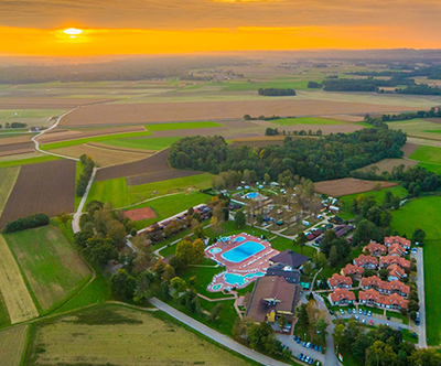 Terme Banovci, Med brajdami: mobilne hiške