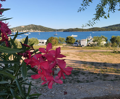 Mobilna hiška Tina, Kamp Jazina, Tisno