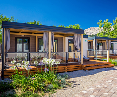Baška Beach Camping Resort 4*: mobilne hiške