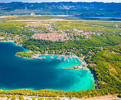Penzion Delfin, Omišalj, Krk: oddih s polpenzionom