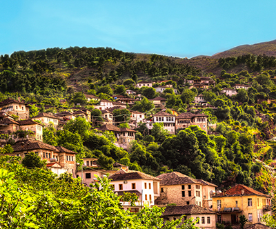 Potovanje z letalom v Albanijo: Tirana, Kruja, Drač