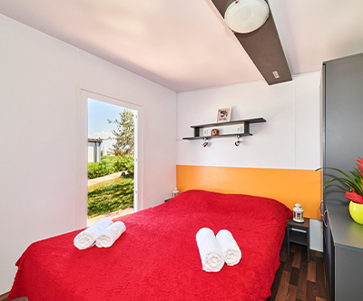 Kamp Kastanija 4*, Novigrad, Hrvaška