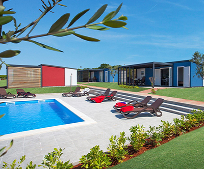 Kamp Kastanija 4*, Novigrad, Hrvaška