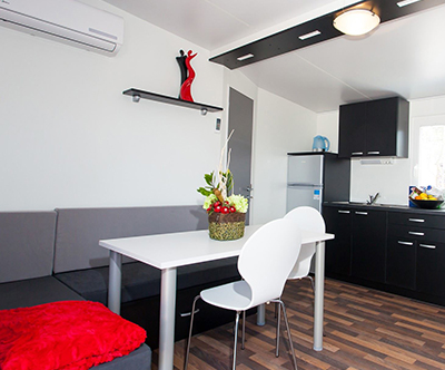 Kamp Kastanija 4*, Novigrad, Hrvaška
