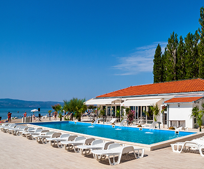 Kamp Galeb 3*, Omiš, Hrvaška, poletje