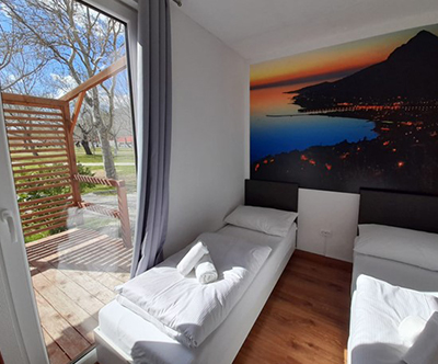 Kamp Galeb 3*, Omiš, Hrvaška, poletje