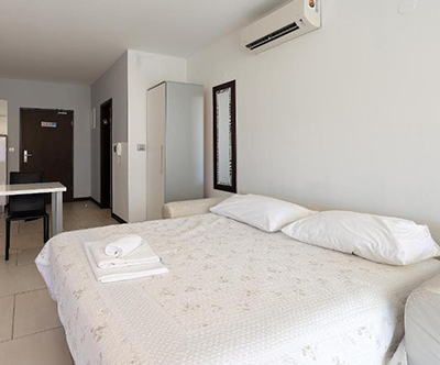 Apartmaji Kristal Paris, Novalja: oddih na Pagu