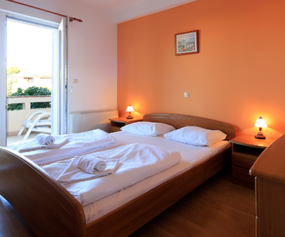 Apartmaji Resort Trcol 4*, Novalja: apartmaji