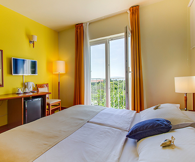 Hotel Manora, Mali Lošinj: pomladni oddih za 2 osebi