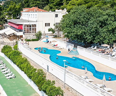 Hotel Val 3*, Seget Donji, Trogir: oddih s polpenzionom