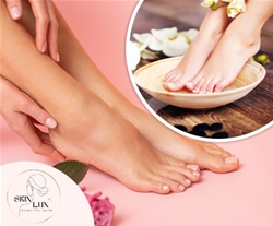 Salon SkinLux; razkošna spa pedikura zahtevnih stopal