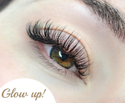 Glow up: vihanje trepalnic LashLift z InLei