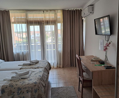 Hotel Albamaris 3*, Biograd na Moru: top počitnice