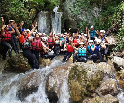 Kamp Highlander: adrenalin rafting na biserni reki Tari