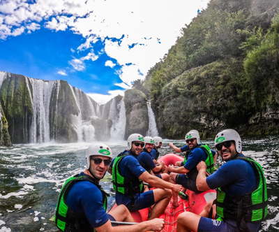 Una Unique Rafting: 1x nočitev, rafting, kajak safari