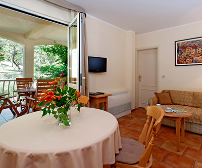 Apartmaji Bellevue 4* Plava Laguna, Poreč