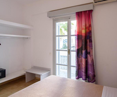 Atlas hotel 3* na otoku Santorini v Grčiji Atlas hotel 3* na otoku Santorini v Grčiji